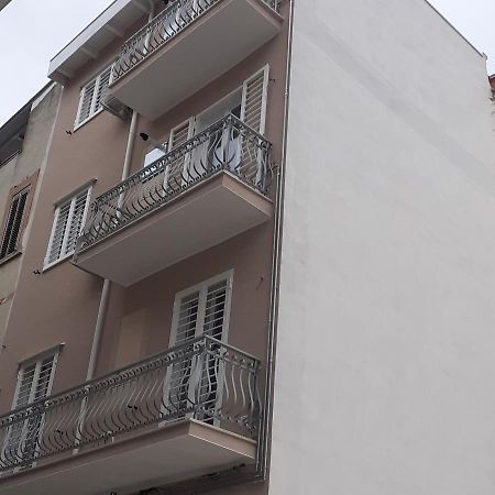 Palazzo Galante Aparthotel Margherita Di Savoia Exterior photo